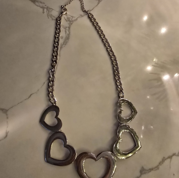Heart necklace - Picture 2 of 5